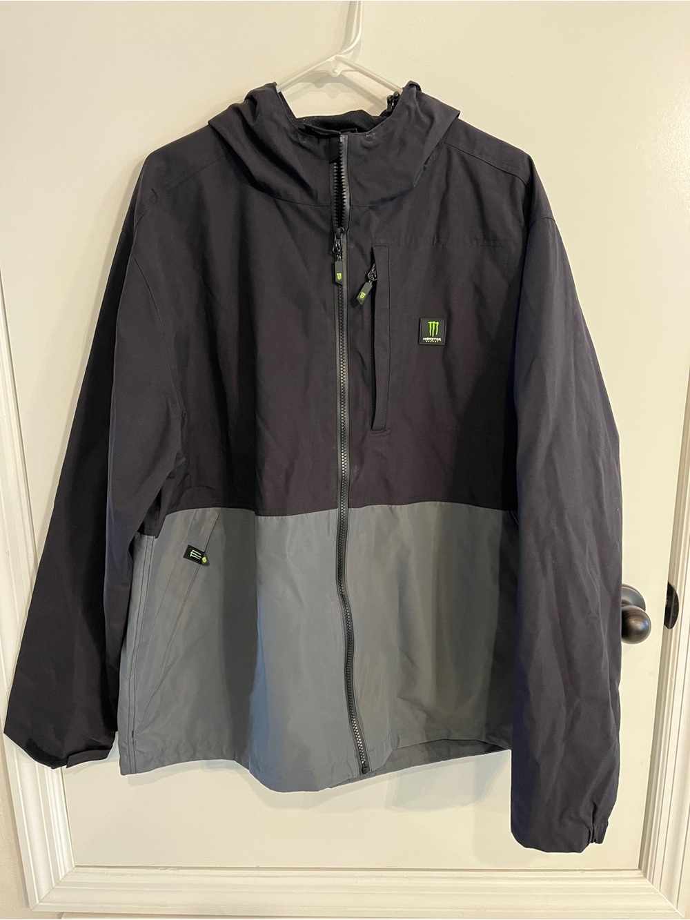 Men’s size XL Monster Energy Drink Full Zip Hooded Windbreaker
